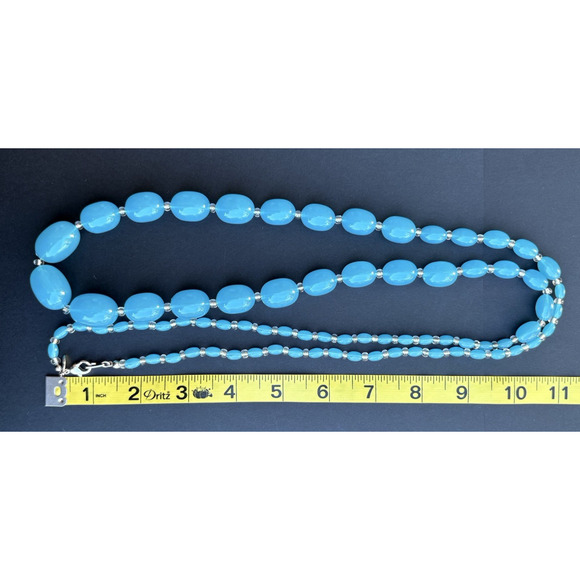 Vintage Joan Rivers Blue Acrylic Lucite Necklace Graduated Bead Silver Tone 46" - Picture 6 of 6